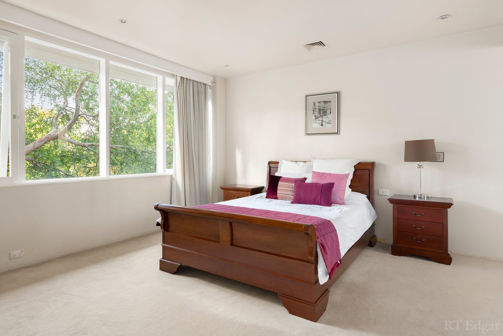 Real Estate and Property in 7 Moonga Road, Toorak, VIC