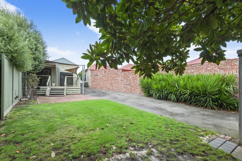 7 Morres Street, BALLARAT EAST VIC 3350 Buxton 2022