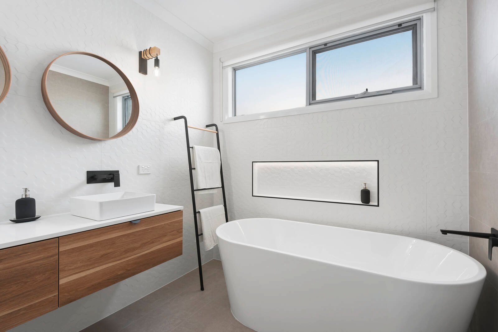 Real Estate and Property in 7 Mowbray Drive, Ocean Grove, VIC