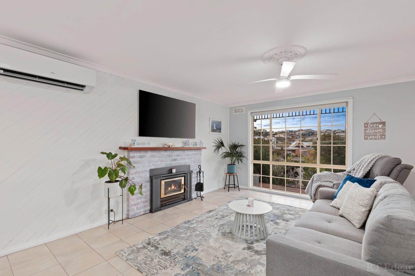 Real Estate and Property in 7 Mullaway Court, Ocean Grove, VIC