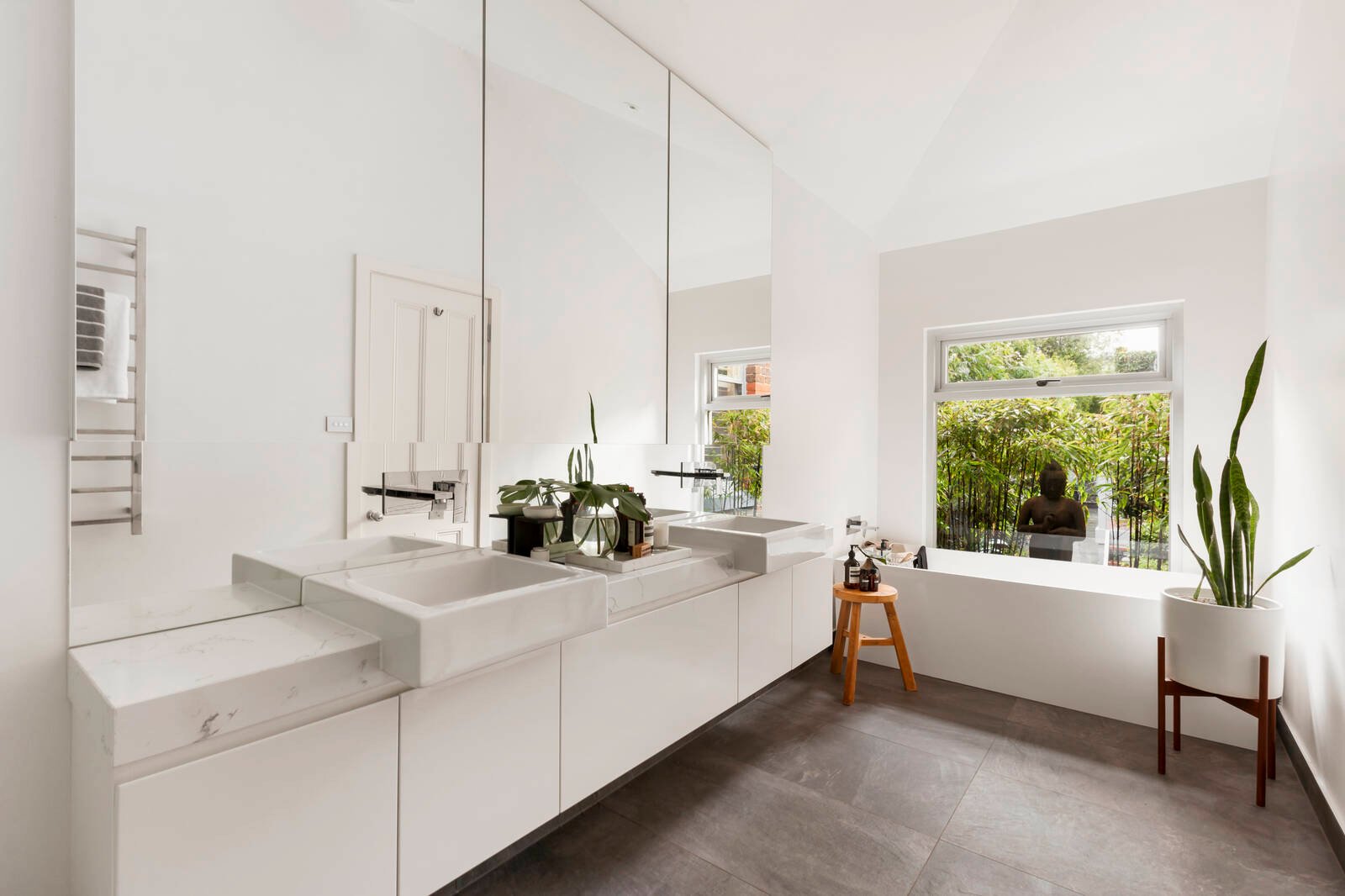 Real Estate and Property in 7 Myamyn Street, Armadale, VIC