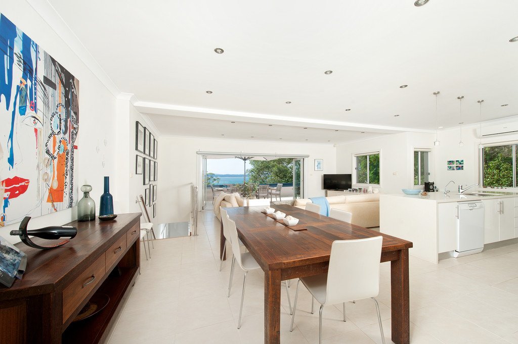 7 Myan Close CORLETTE 8