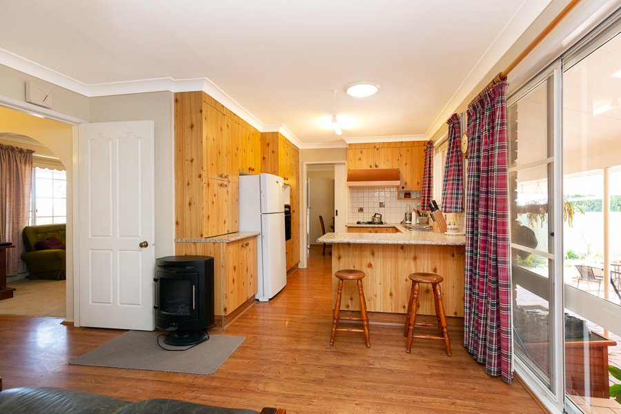 7 Myndee Avenue TAMWORTH 2