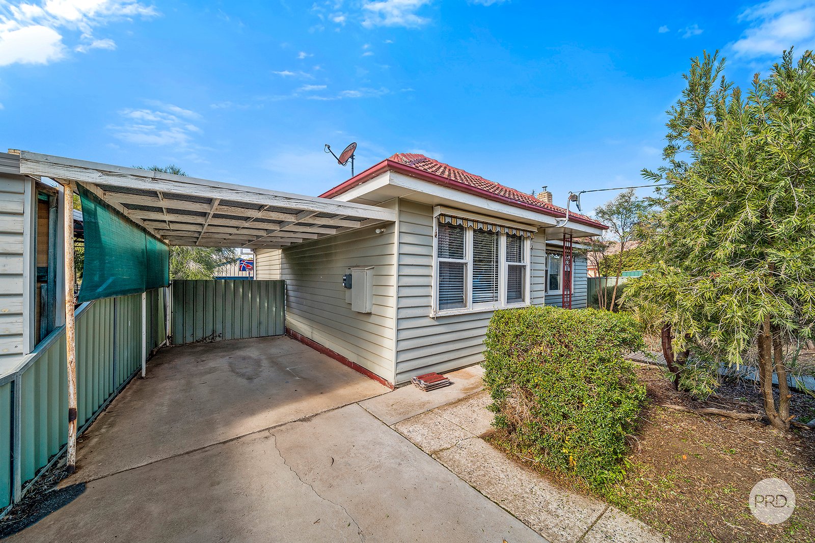 7 Nankoor Street GOLDEN SQUARE 2
