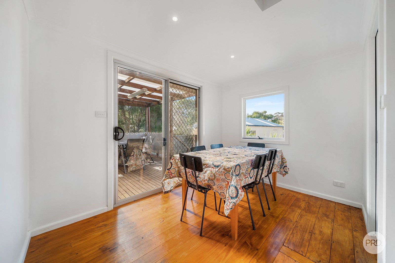 7 Nankoor Street GOLDEN SQUARE 4