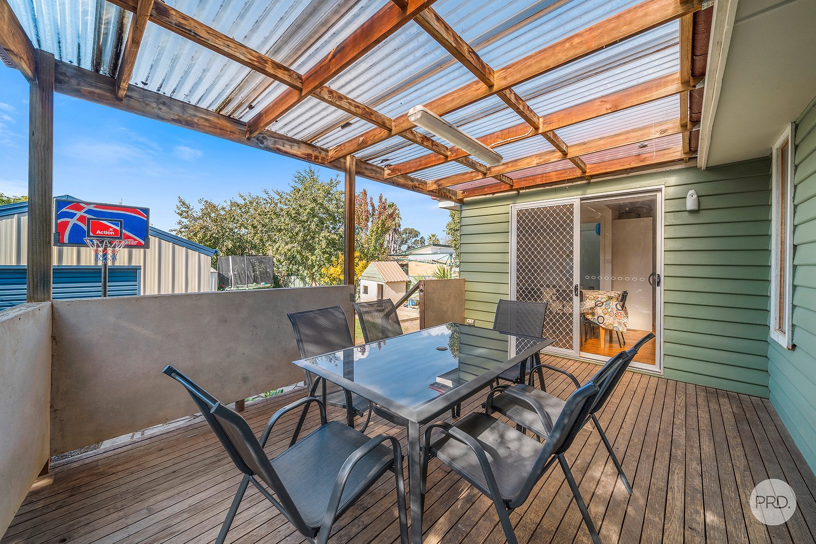 7 Nankoor Street GOLDEN SQUARE 9