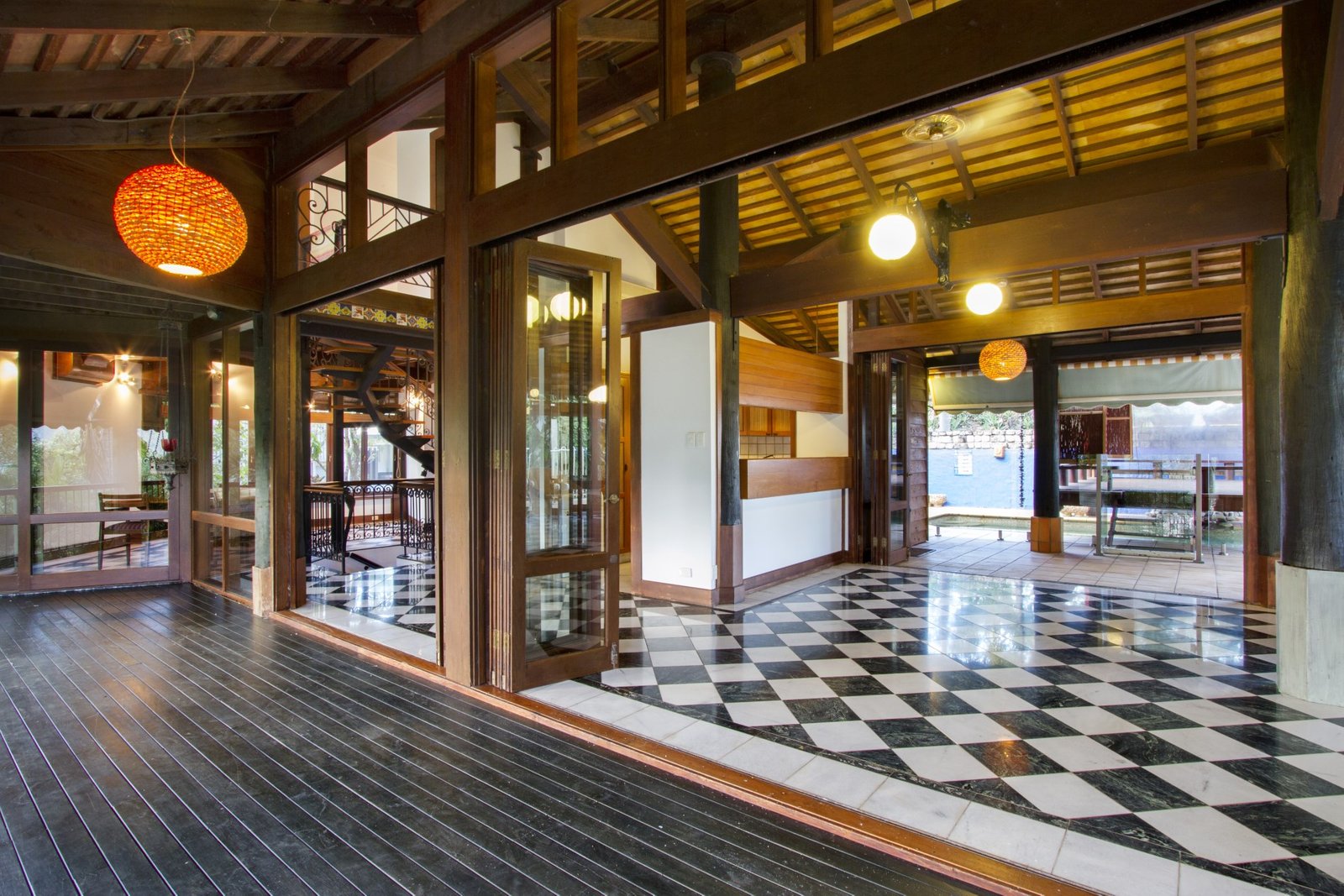 7 Neerim Crescent SHUTE HARBOUR 9