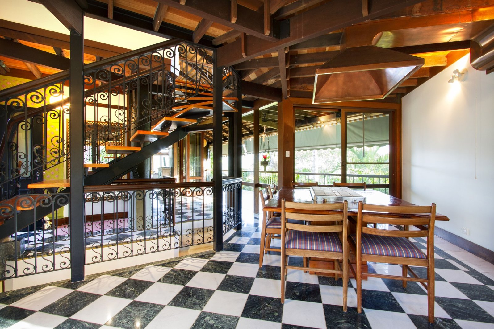 7 Neerim Crescent SHUTE HARBOUR 11