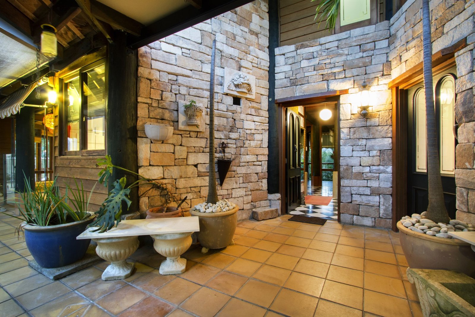 7 Neerim Crescent SHUTE HARBOUR 18