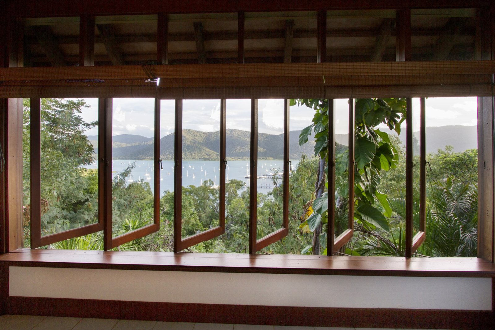 7 Neerim Crescent SHUTE HARBOUR 19