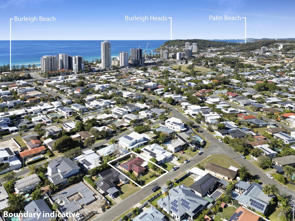 7 Newstead Street BURLEIGH WATERS 1