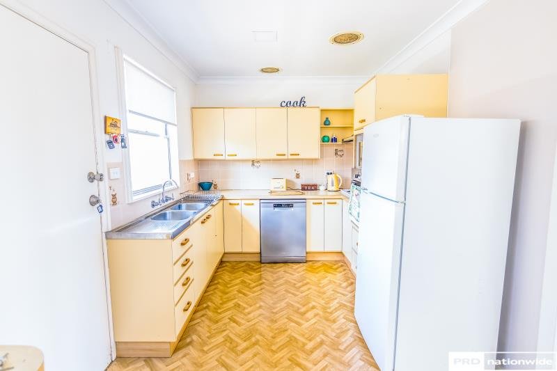 7 Noobillia Avenue TAMWORTH 4