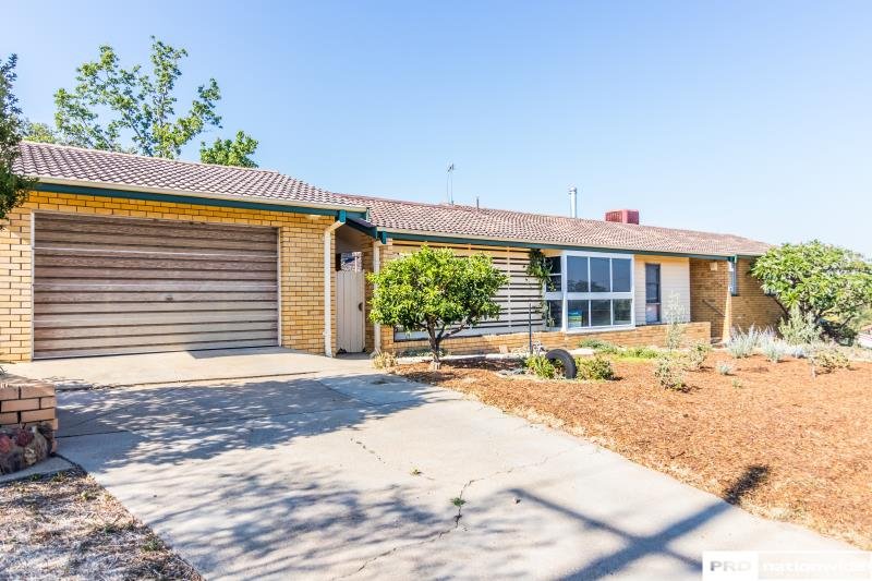 7 Noobillia Avenue TAMWORTH 8