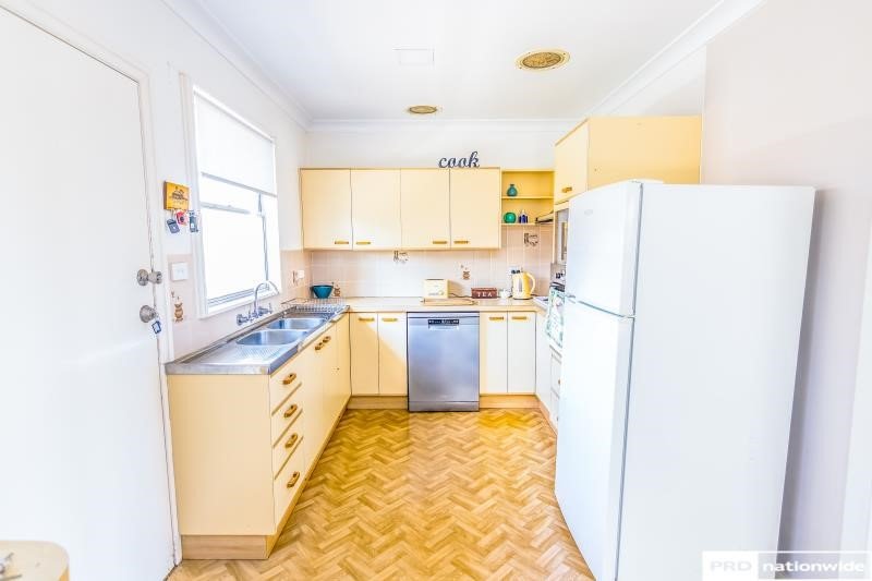 7 Noobillia Avenue TAMWORTH 3