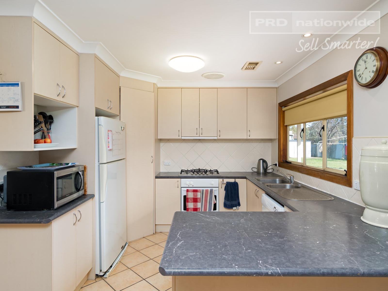 7 Norfolk Avenue LAKE ALBERT 4