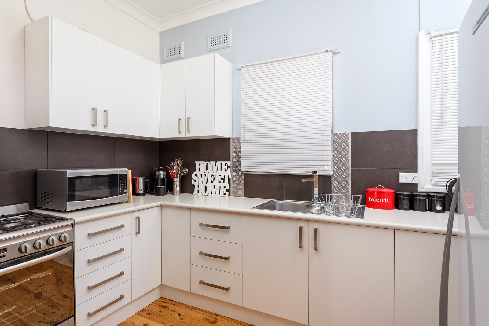 7 North Parade WAGGA WAGGA 4