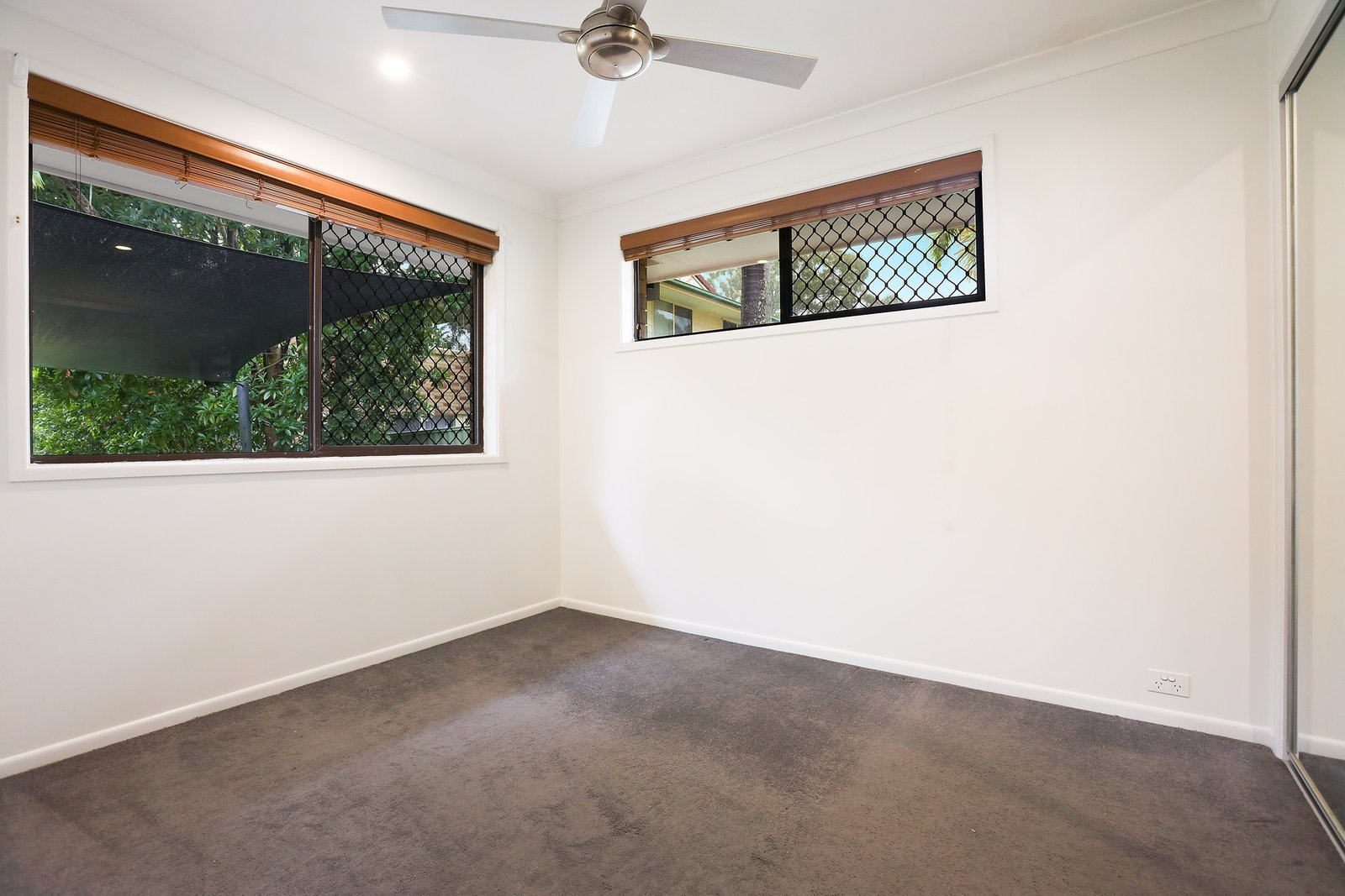 7 Nyora Street SOUTHPORT 6