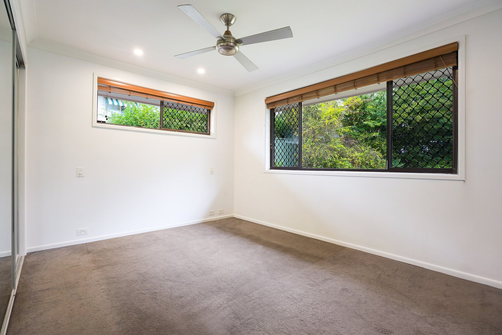 7 Nyora Street SOUTHPORT 7