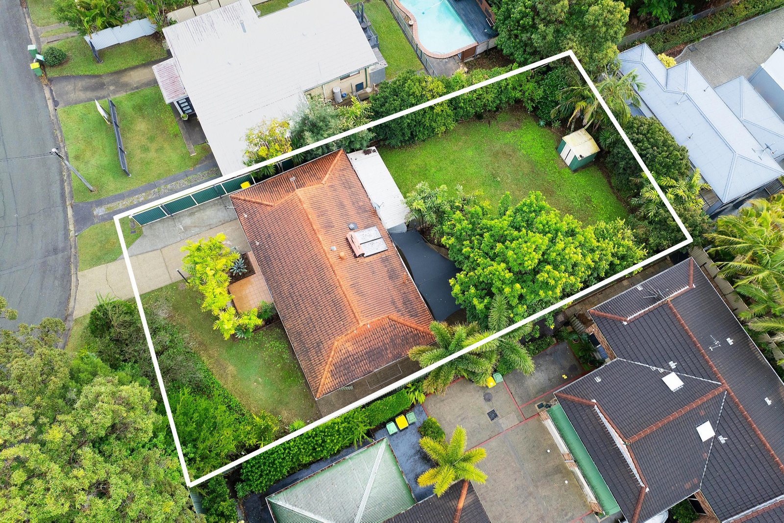 7 Nyora Street SOUTHPORT 12