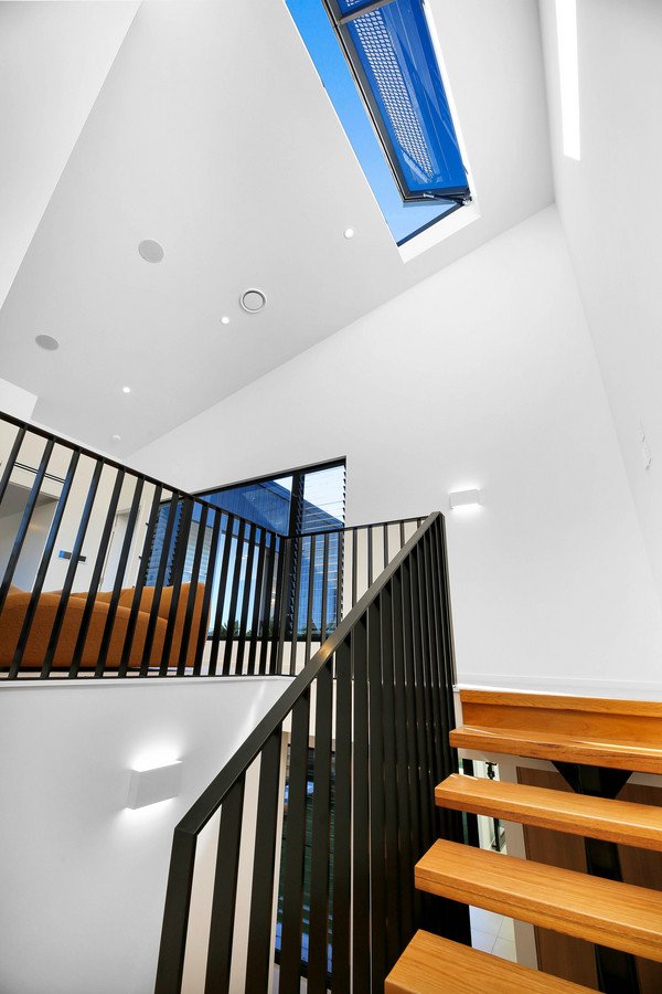 7 Oakwood Terrace Palm Beach 29