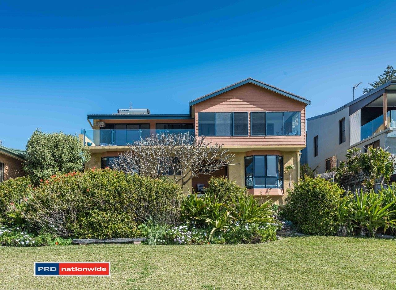 7 Ocean Street FISHERMANS BAY 3