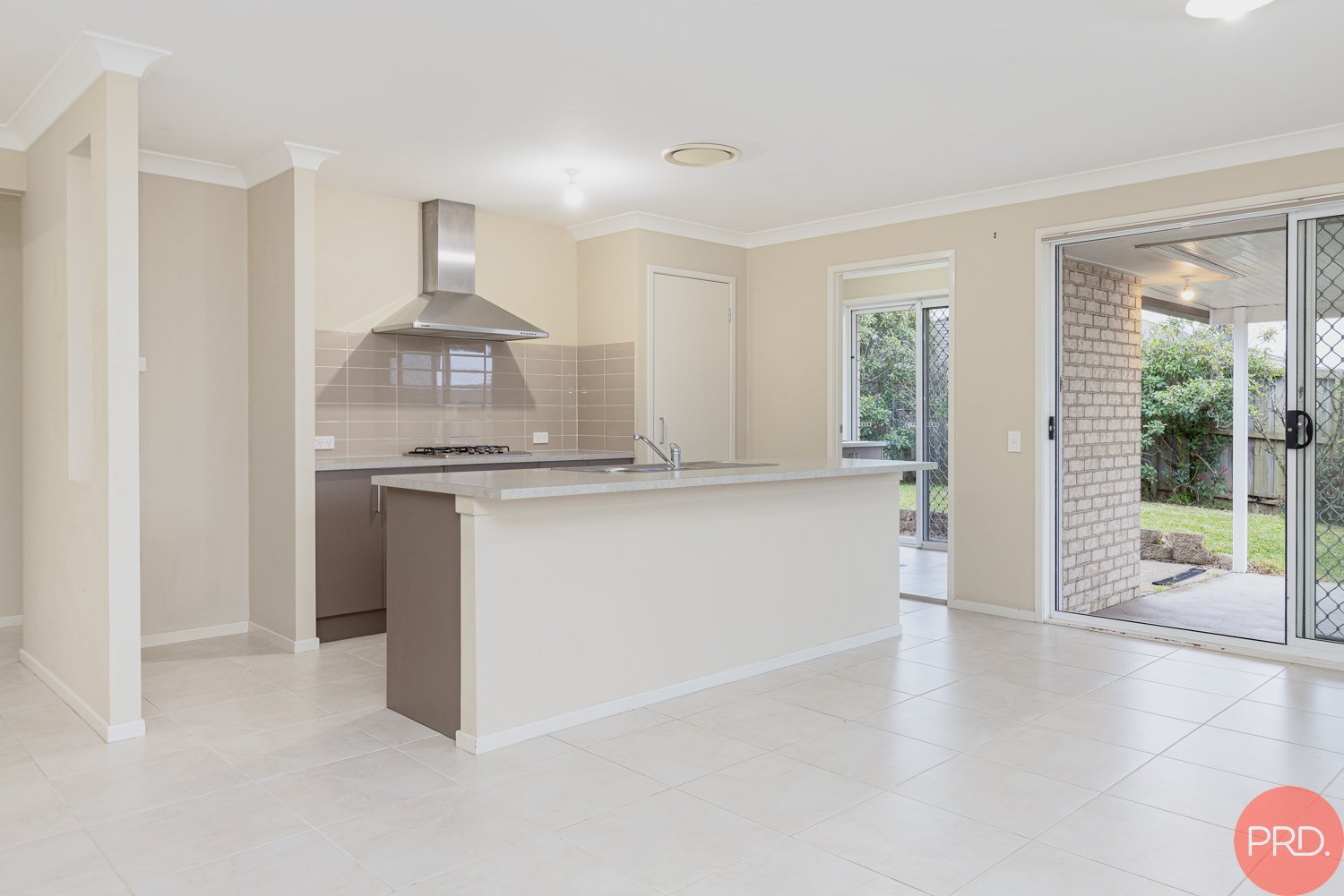7 Olearia Way ABERGLASSLYN 3