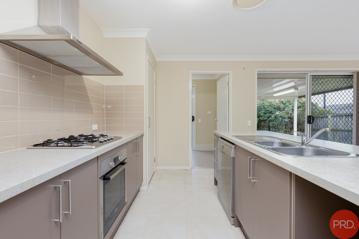 7 Olearia Way ABERGLASSLYN 4