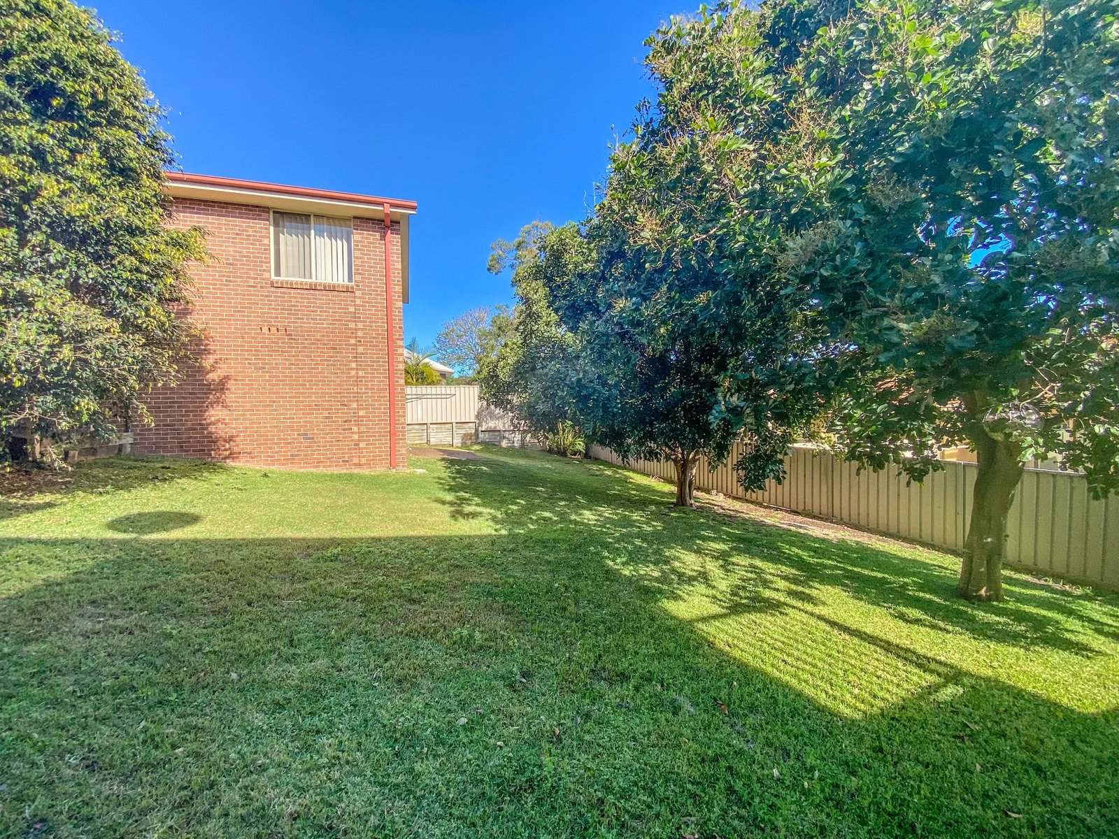 7 One Mile Close BOAT HARBOUR 16