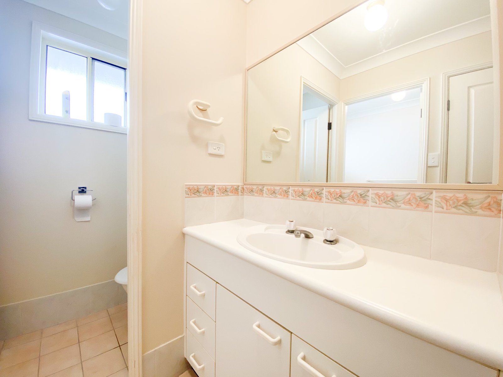 7 One Mile Close BOAT HARBOUR 13