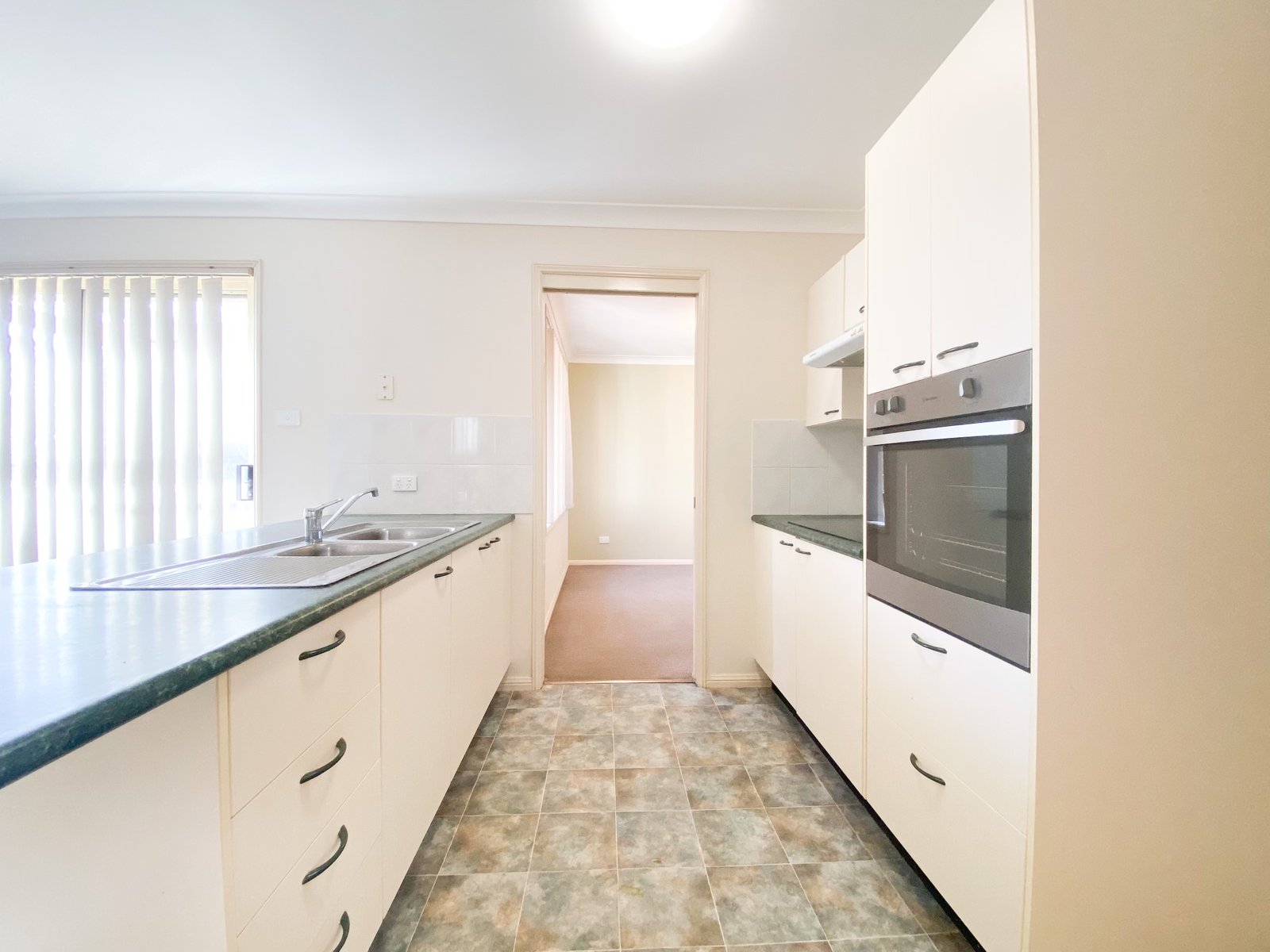 7 One Mile Close BOAT HARBOUR 6