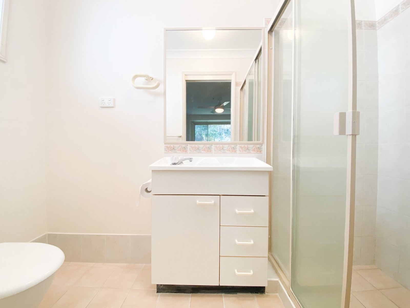 7 One Mile Close BOAT HARBOUR 10