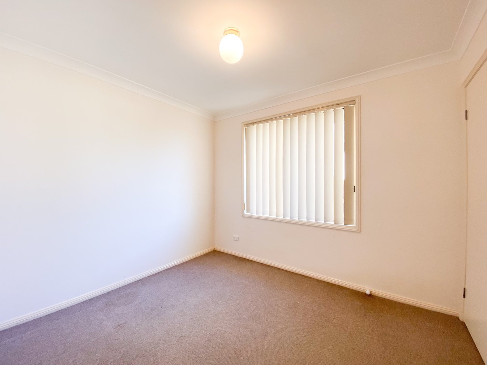 7 One Mile Close BOAT HARBOUR 12