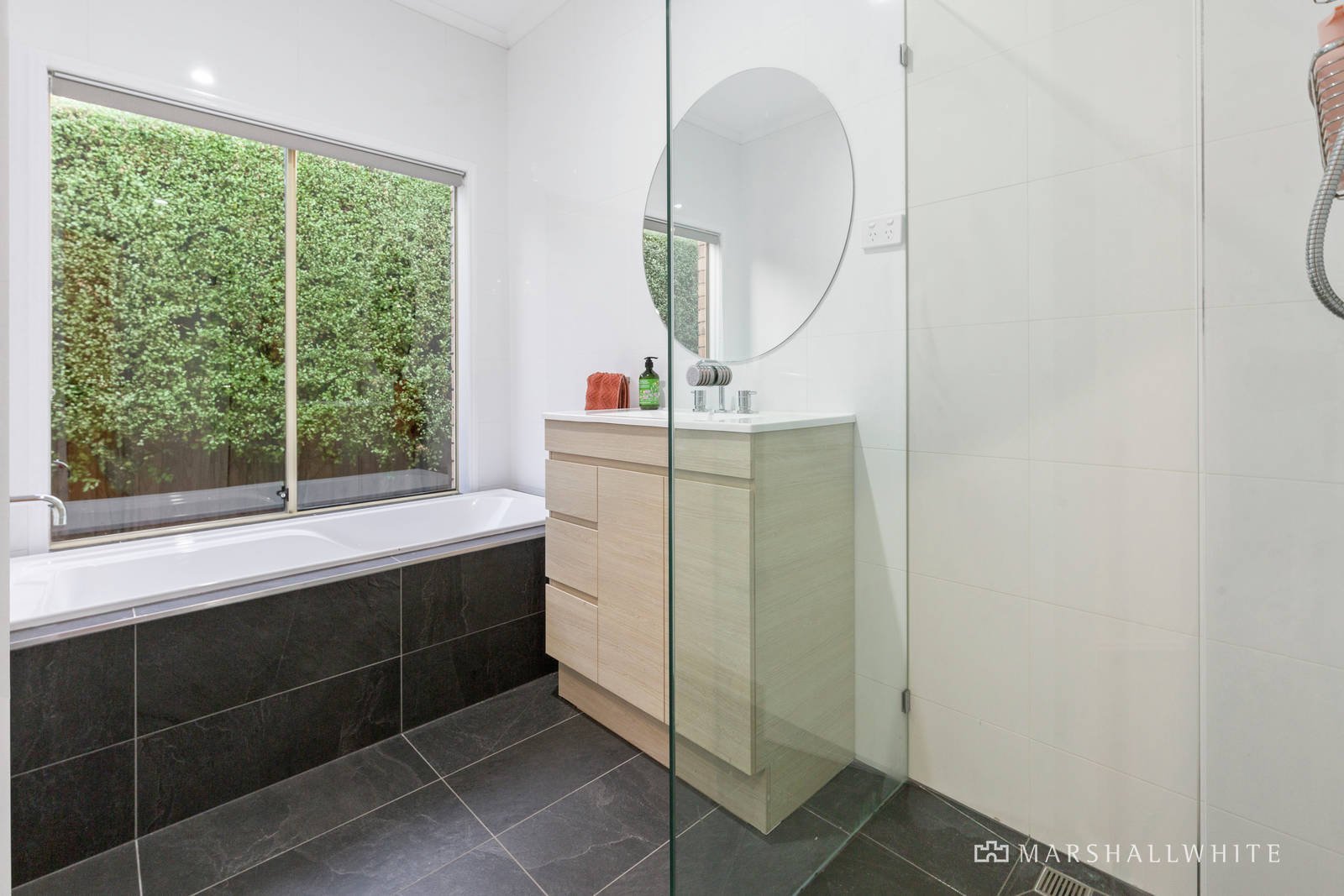 7 Orchid Avenue, Mornington, VIC