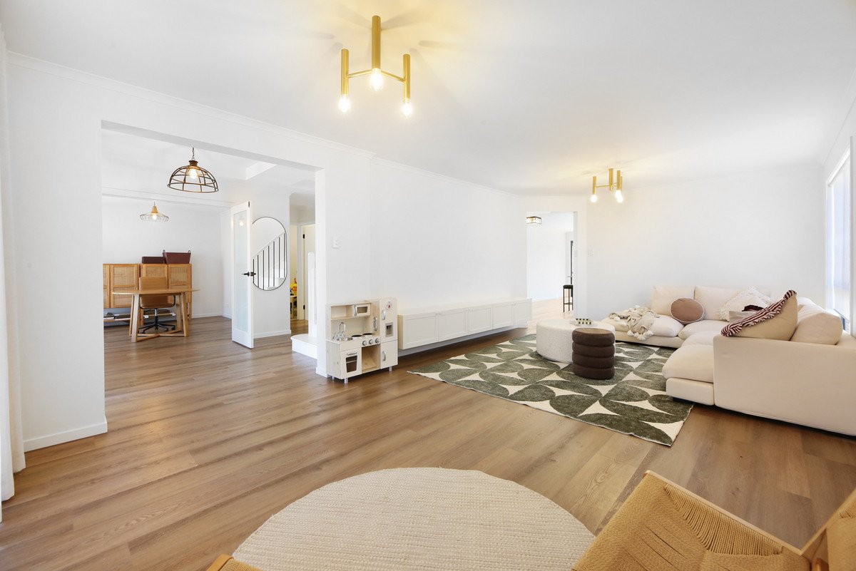 7 Orchna Street Burleigh Heads 19