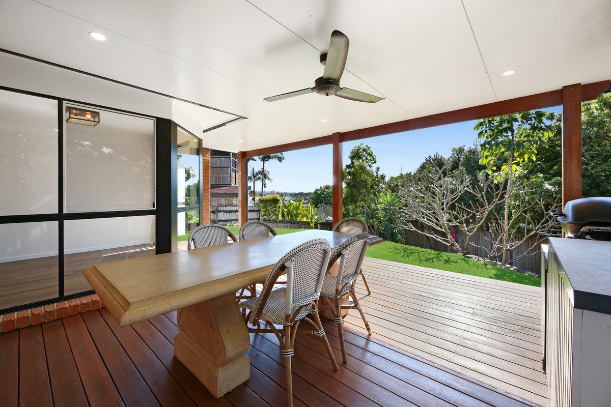 7 Orchna Street Burleigh Heads 26