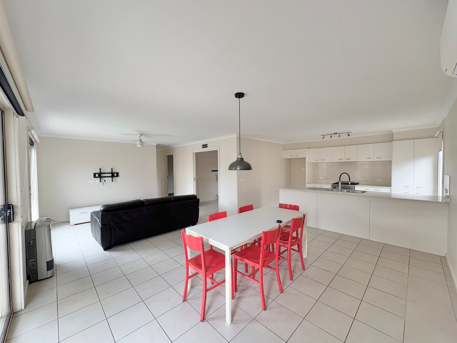 Gallery: 7 Orpington Crescent