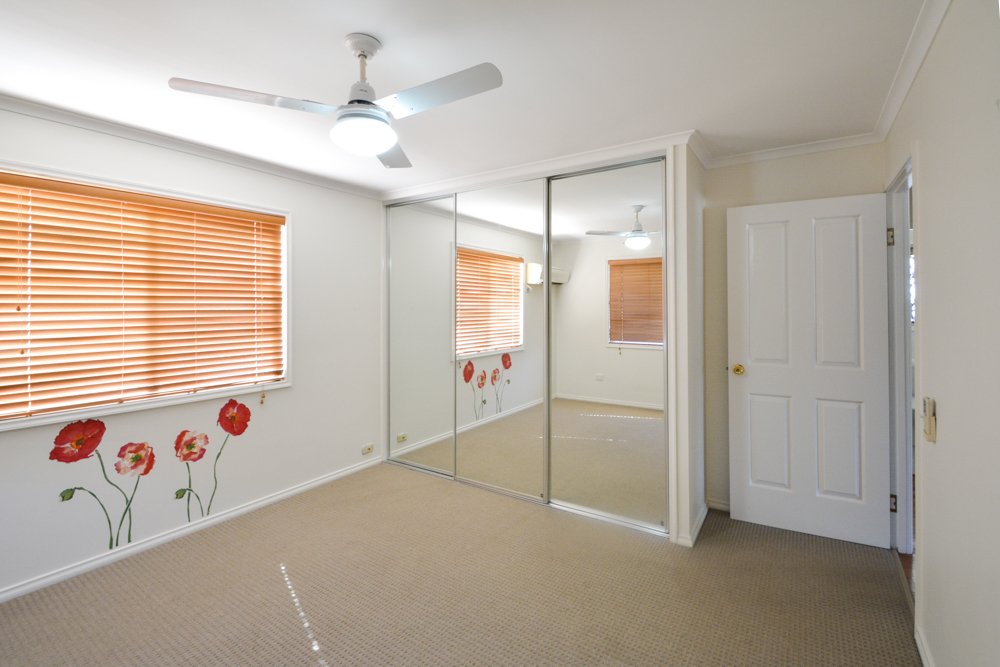 7 ORUNGAL Street CLINTON 4