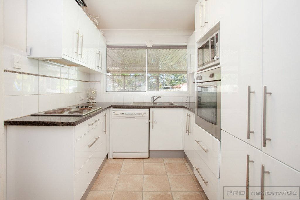 7 Osborn Close THORNTON 10