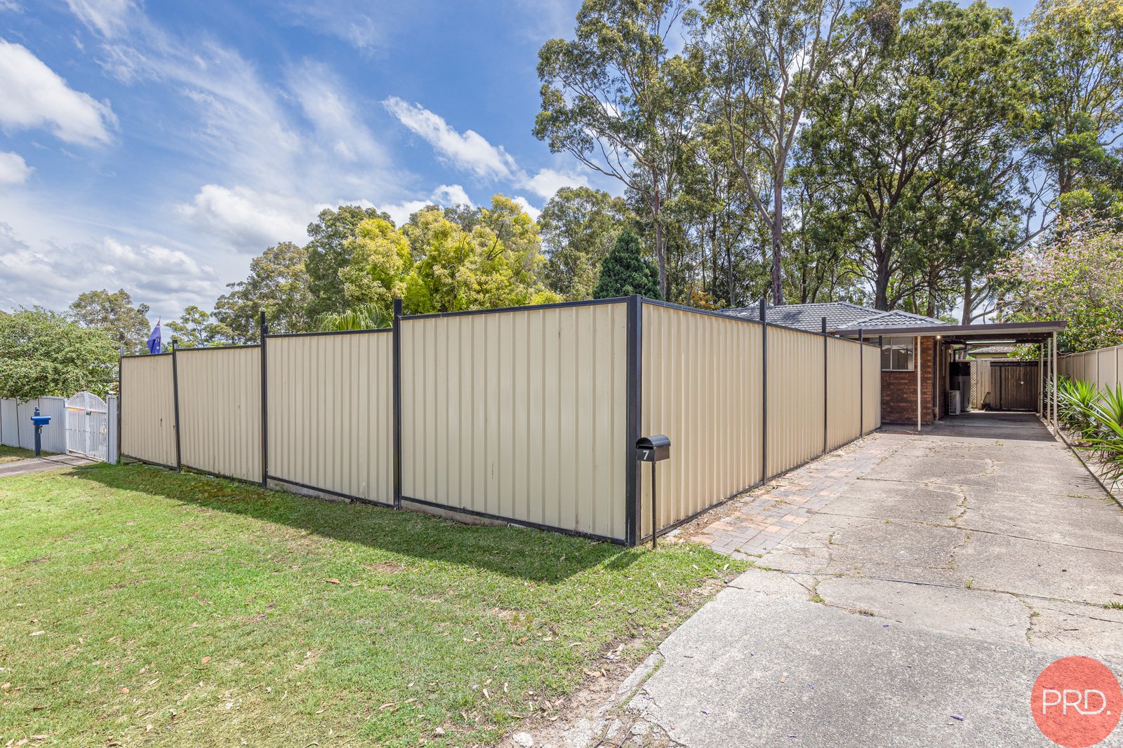 7 Osborn Close THORNTON 22