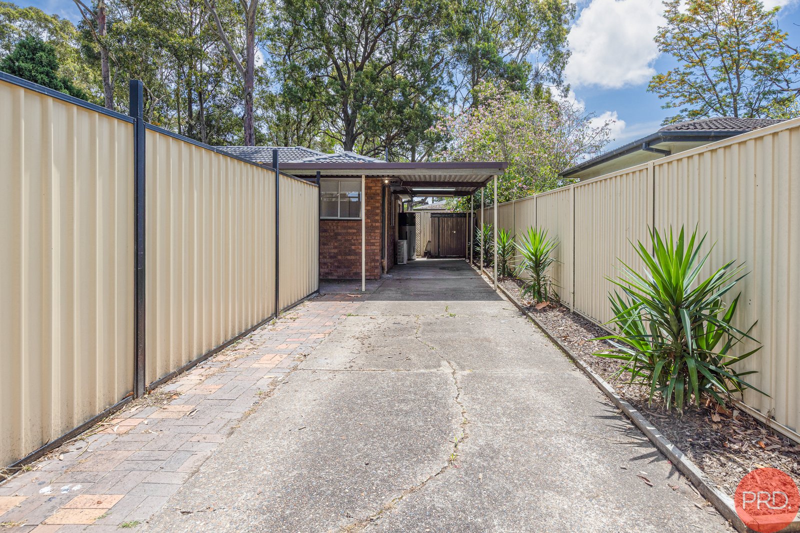 7 Osborn Close THORNTON 23