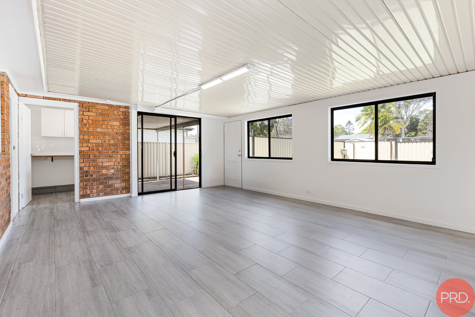 7 Osborn Close THORNTON 25