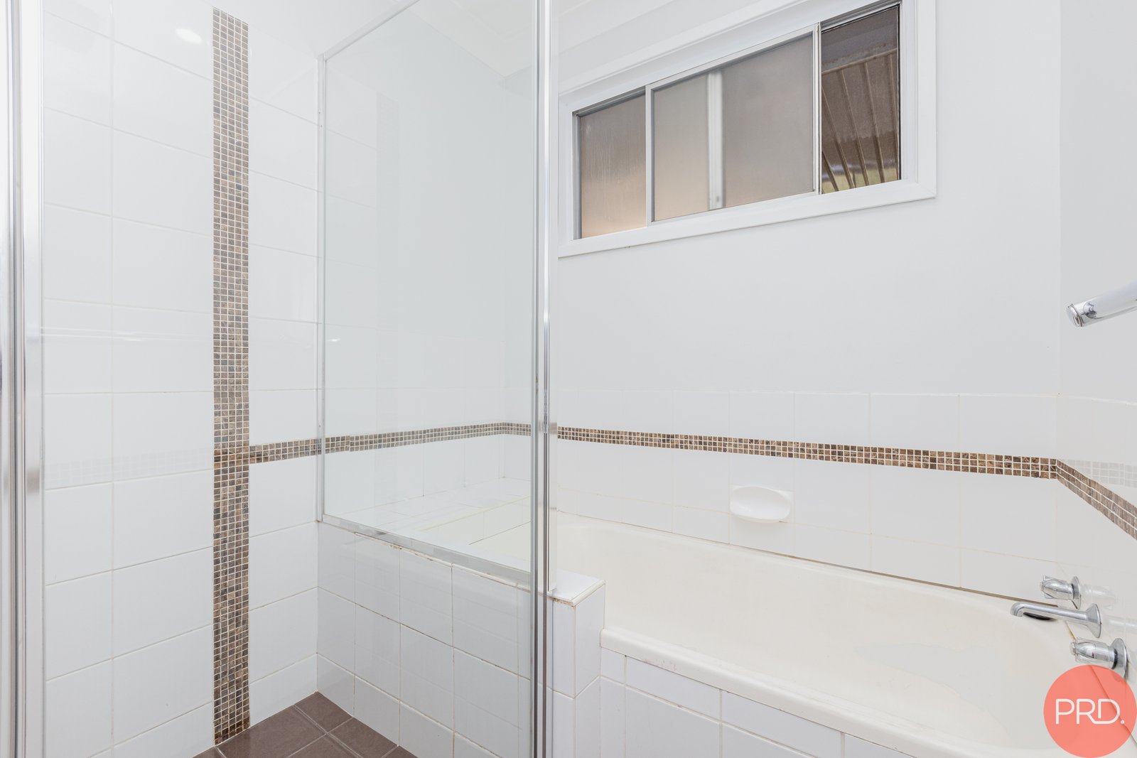 7 Osborn Close THORNTON 27