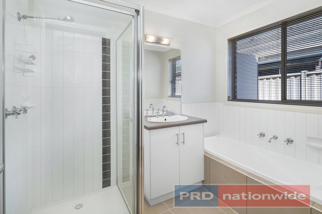 7 Pages Court MOUNT CLEAR 7