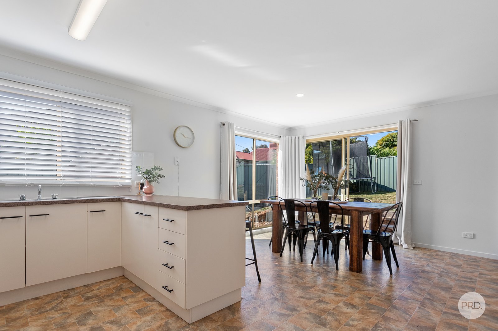 7 Pallett Street GOLDEN SQUARE 3