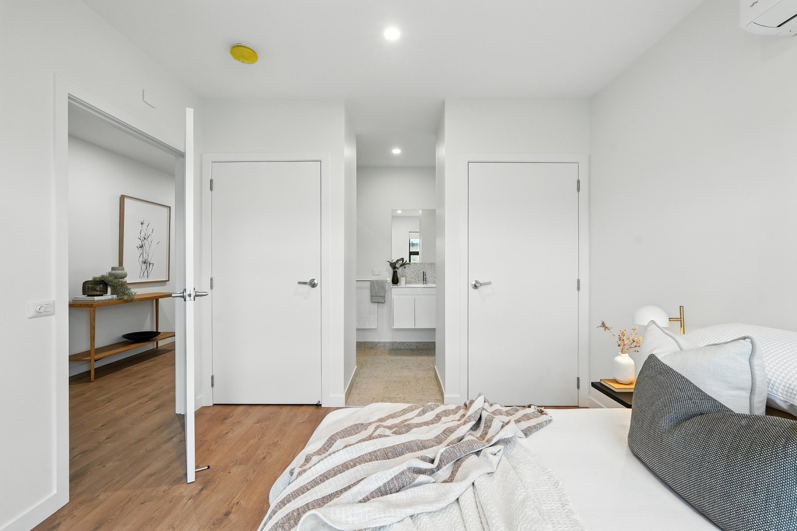 7 Pamela Place BRIGHTON 20