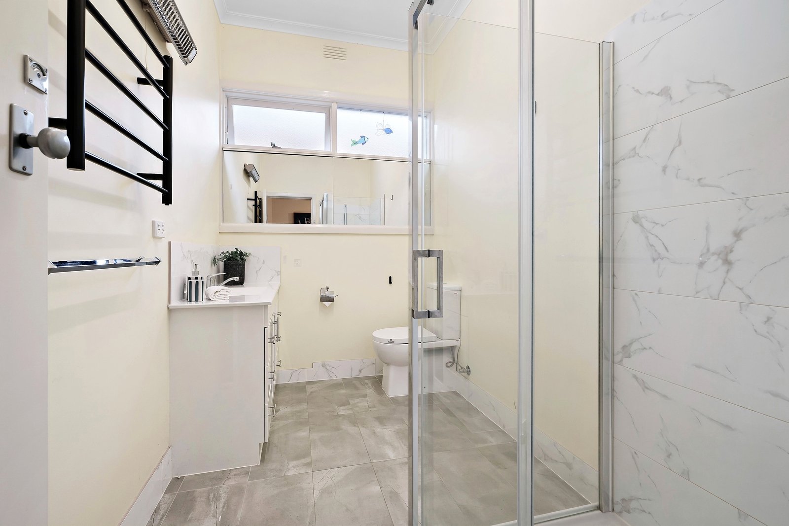 Real Estate and Property in 7 Parkdale Avenue, Balwyn, VIC