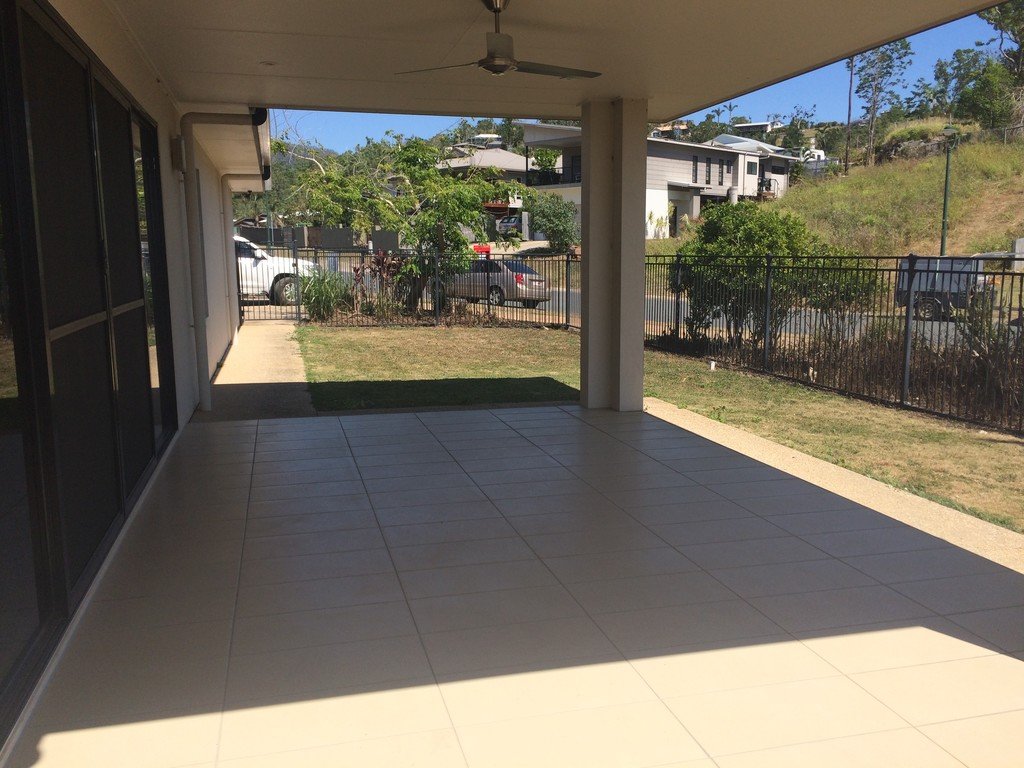 7 Parker Road CANNONVALE 17