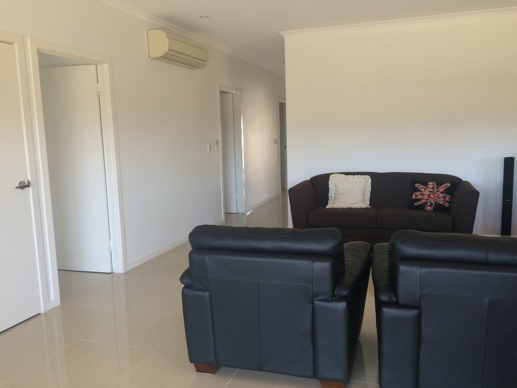 7 Parker Road CANNONVALE 5