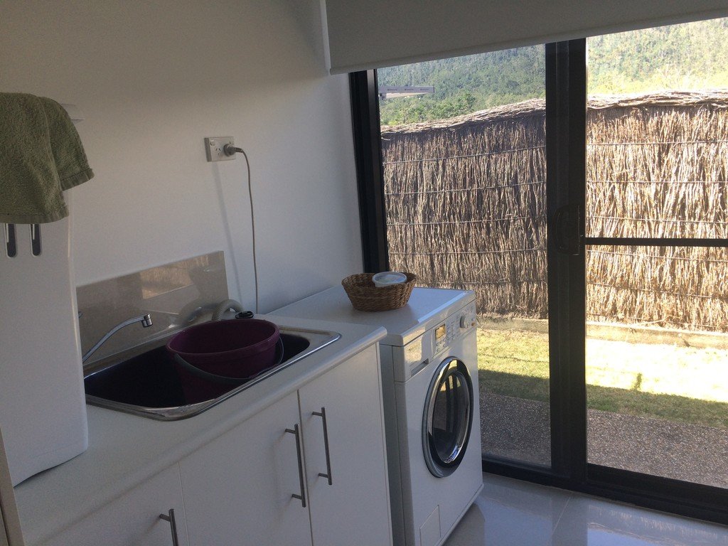 7 Parker Road CANNONVALE 14