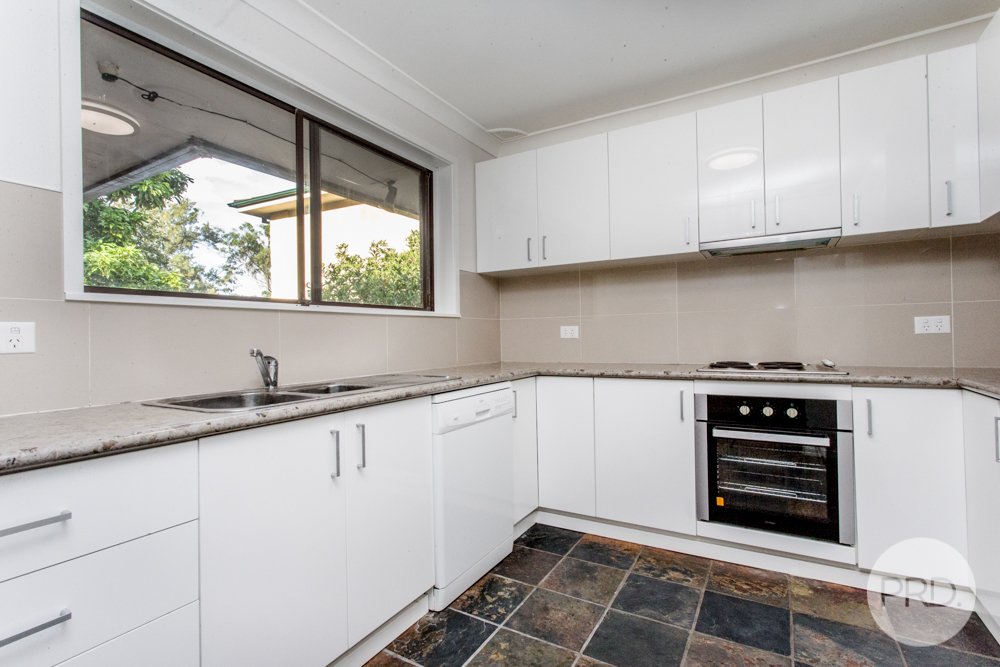 7 Parklands Avenue LEONAY 3